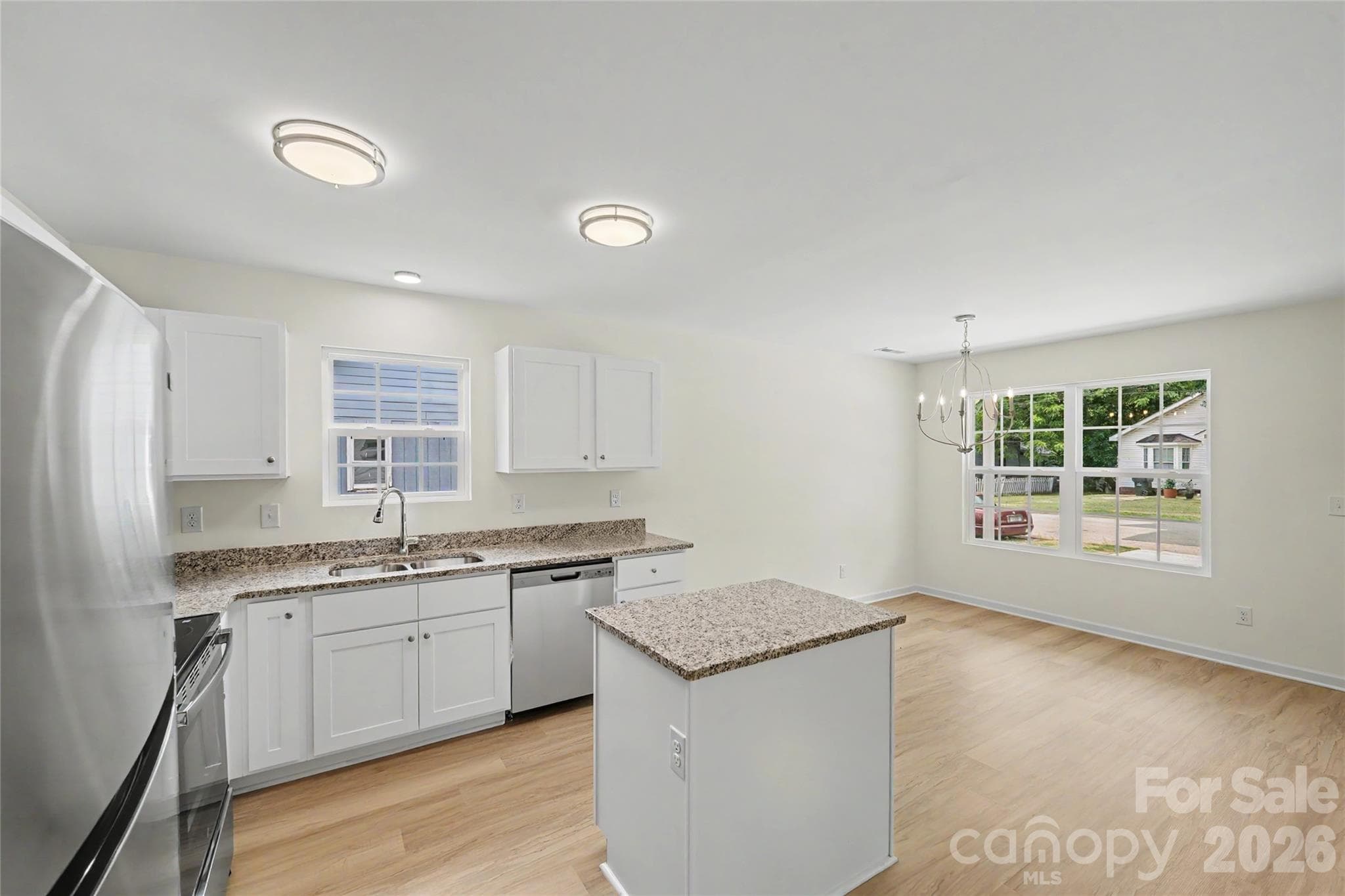 Single Family Residence at Rock Hill, photo 8 of 29