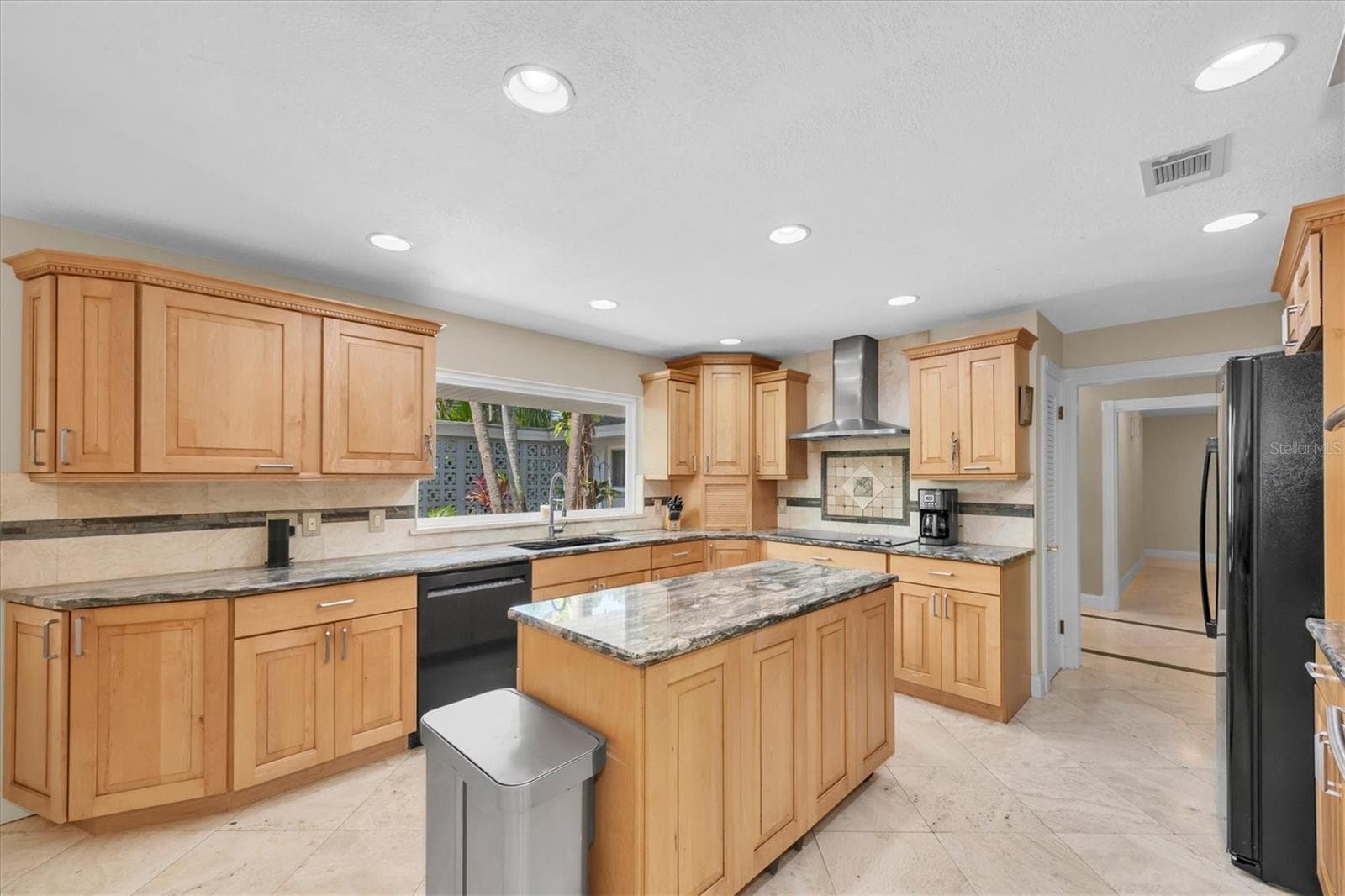 Single Family Residence at 1350 FAIRWAY DR, DUNEDIN, photo 5 of 67