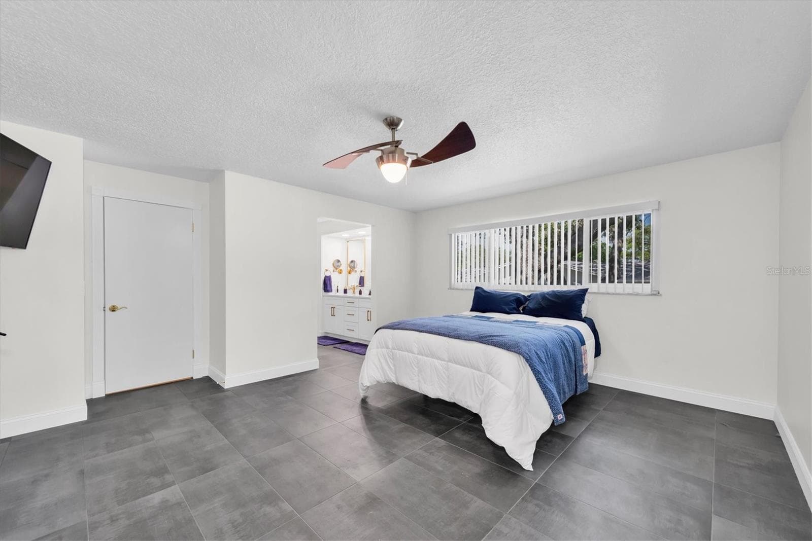 Single Family Residence at 1350 FAIRWAY DR, DUNEDIN, photo 25 of 67