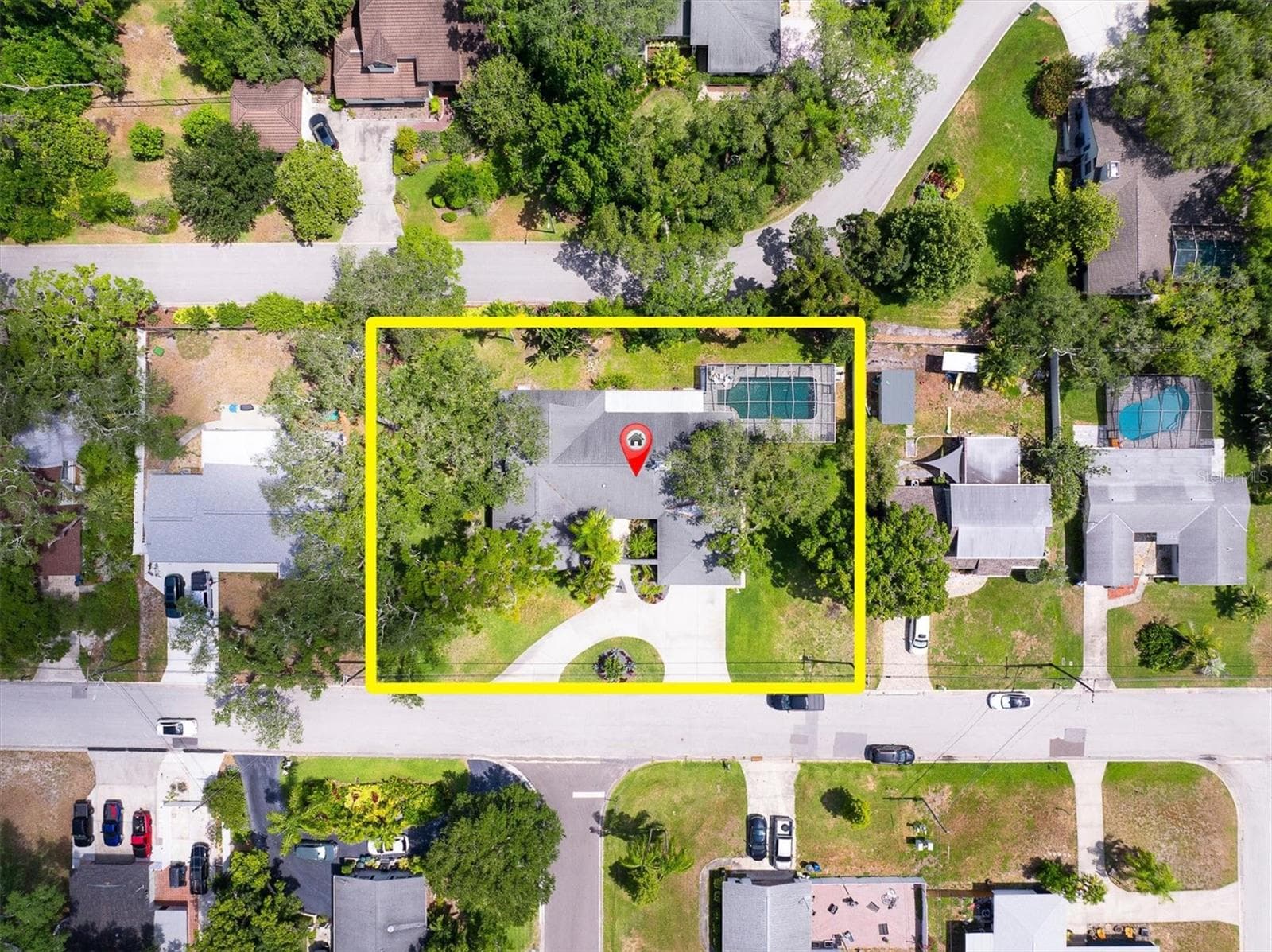 Single Family Residence at 1350 FAIRWAY DR, DUNEDIN, photo 2 of 67