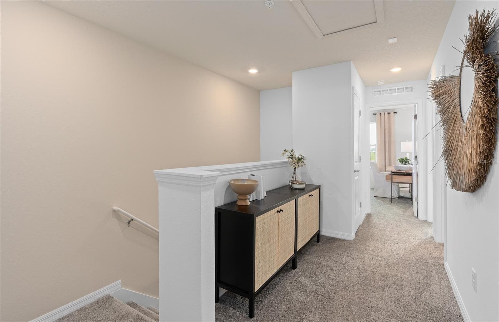 Model Home Design Only. Pictures and furnishings are for illustrative purposes only. Elevations, colors and options may vary. Furniture is for model home staging only. - LAKEHAVEN ESTATES, CLERMONT
