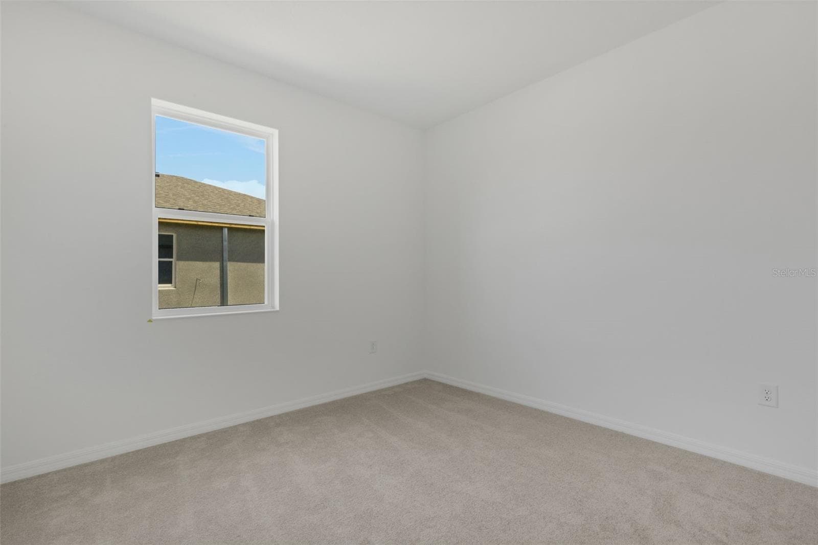 Single Family Residence at 8717 CANARD CV, PALMETTO, photo 29 of 47
