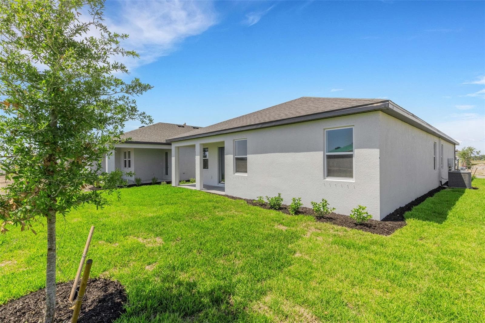 Single Family Residence at 8717 CANARD CV, PALMETTO, photo 37 of 47