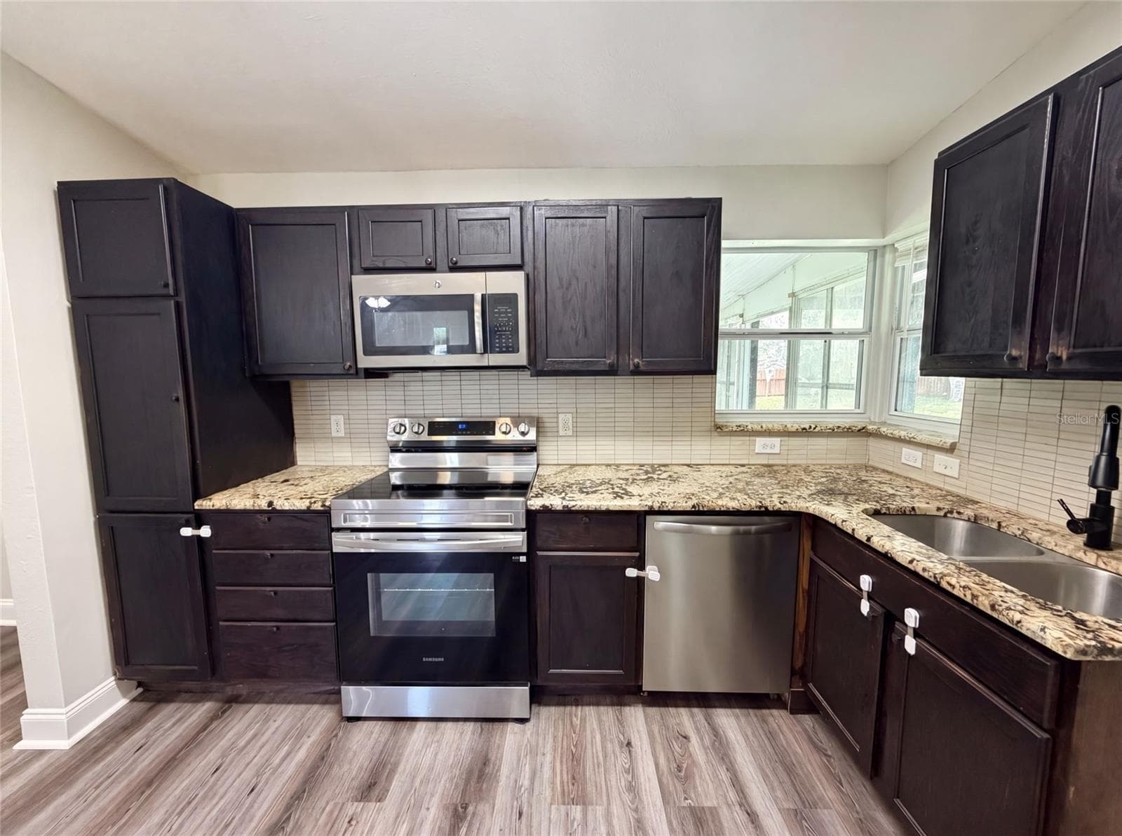 Single Family Residence at 1502 DAROCA DR, DELTONA, photo 2 of 20