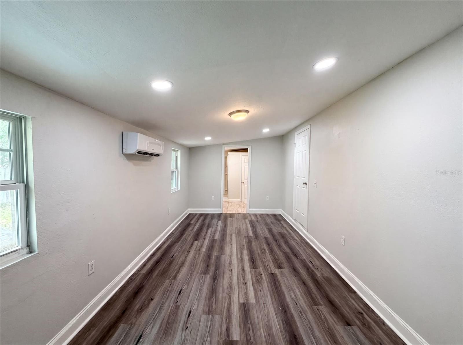 Single Family Residence at 1502 DAROCA DR, DELTONA, photo 8 of 20