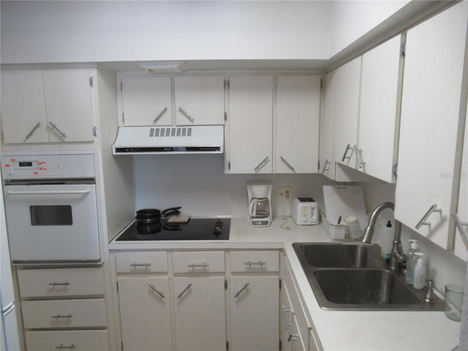 Condominium at 2371 ISRAELI DR #67, CLEARWATER, photo 8 of 15