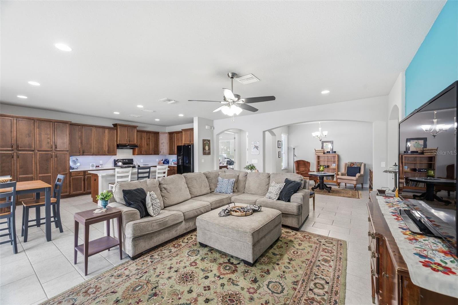Single Family Residence at 123 N FLORIDA AVE, TARPON SPRINGS, photo 3 of 43