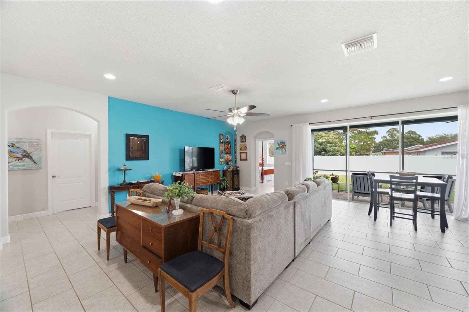 Single Family Residence at 123 N FLORIDA AVE, TARPON SPRINGS, photo 9 of 43