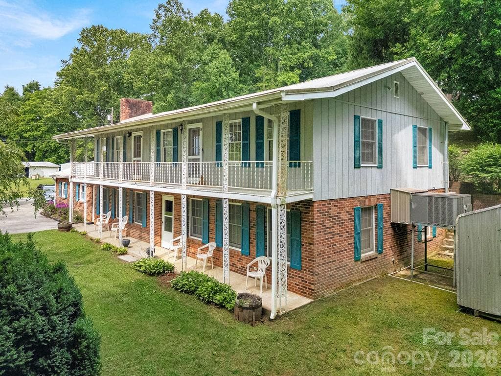 Single Family Residence at Brevard, photo 3 of 46