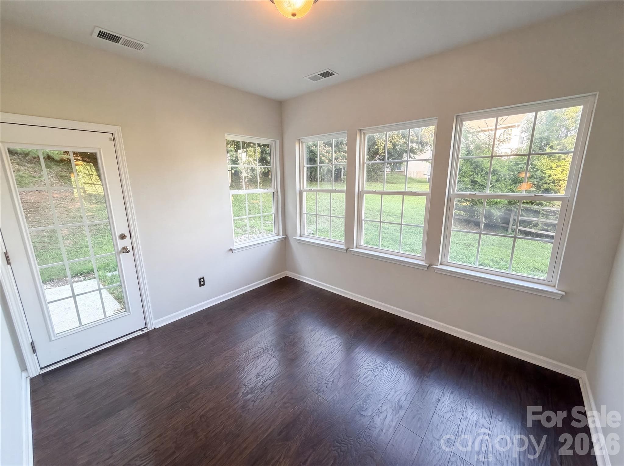 Single Family Residence at 2007 Turtle Point Road, Charlotte, photo 13 of 29