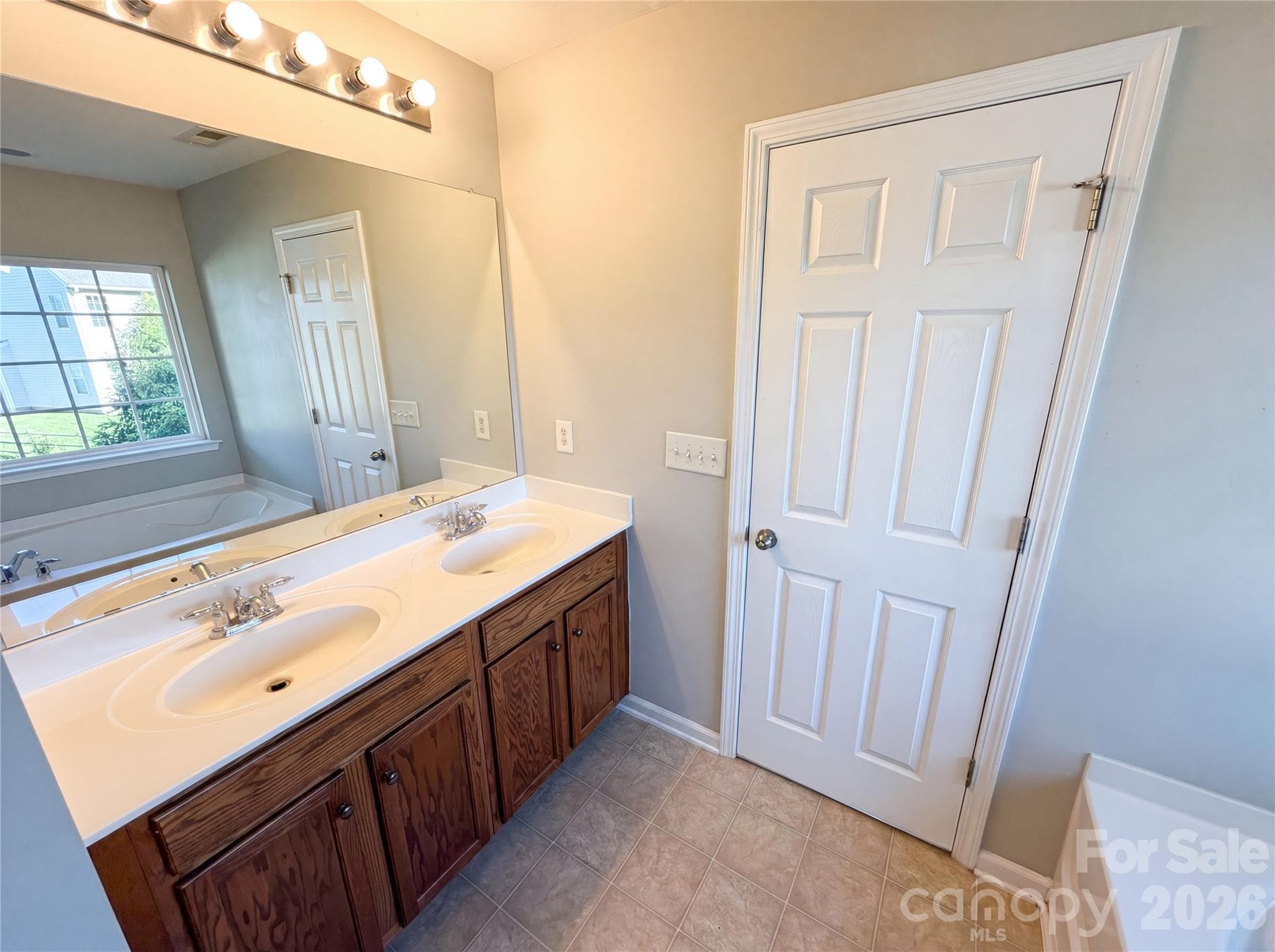 Single Family Residence at 2007 Turtle Point Road, Charlotte, photo 24 of 29