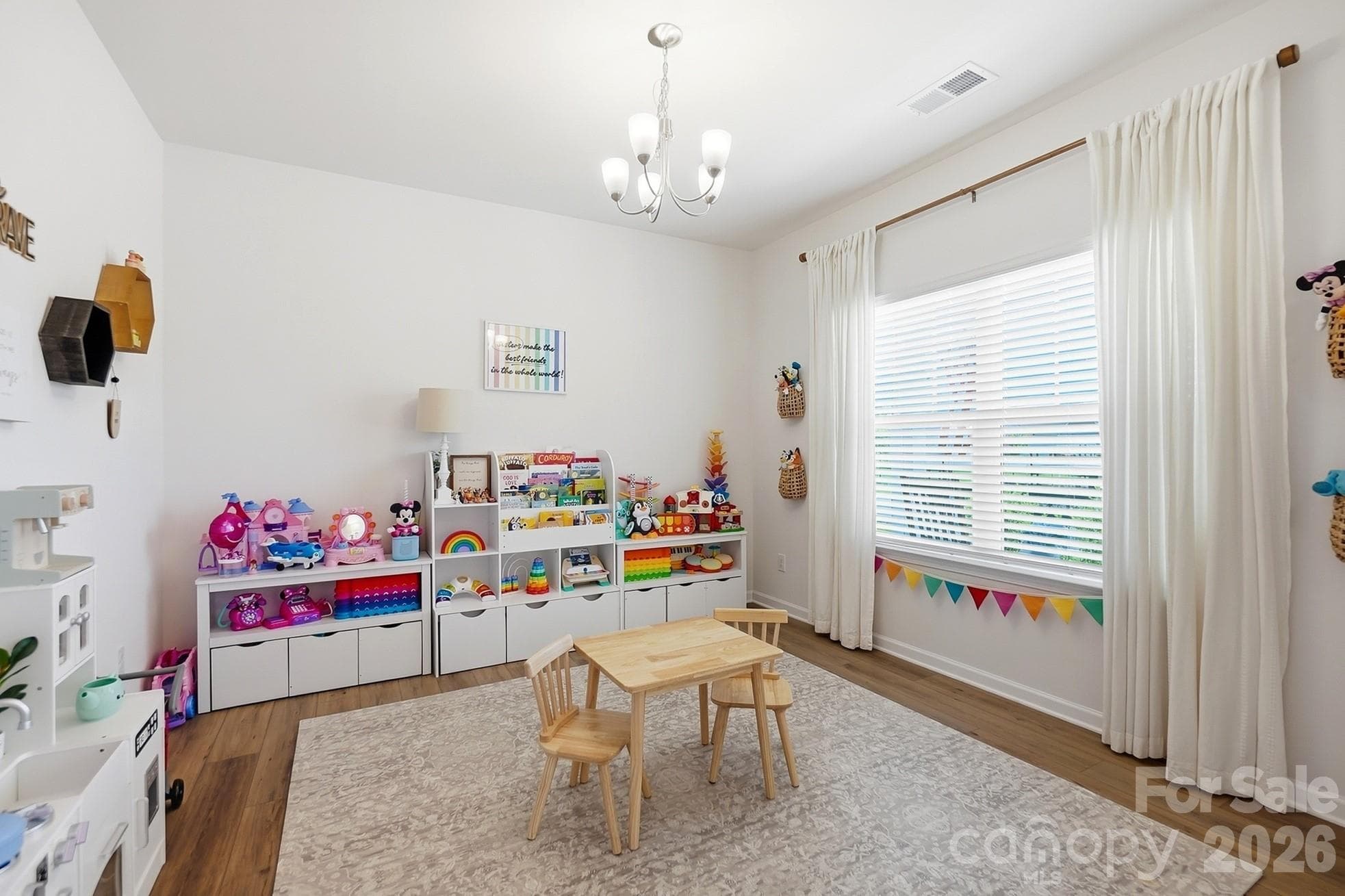 Spacious front room with abundant natural light. - 6023 Busch Way, Midland