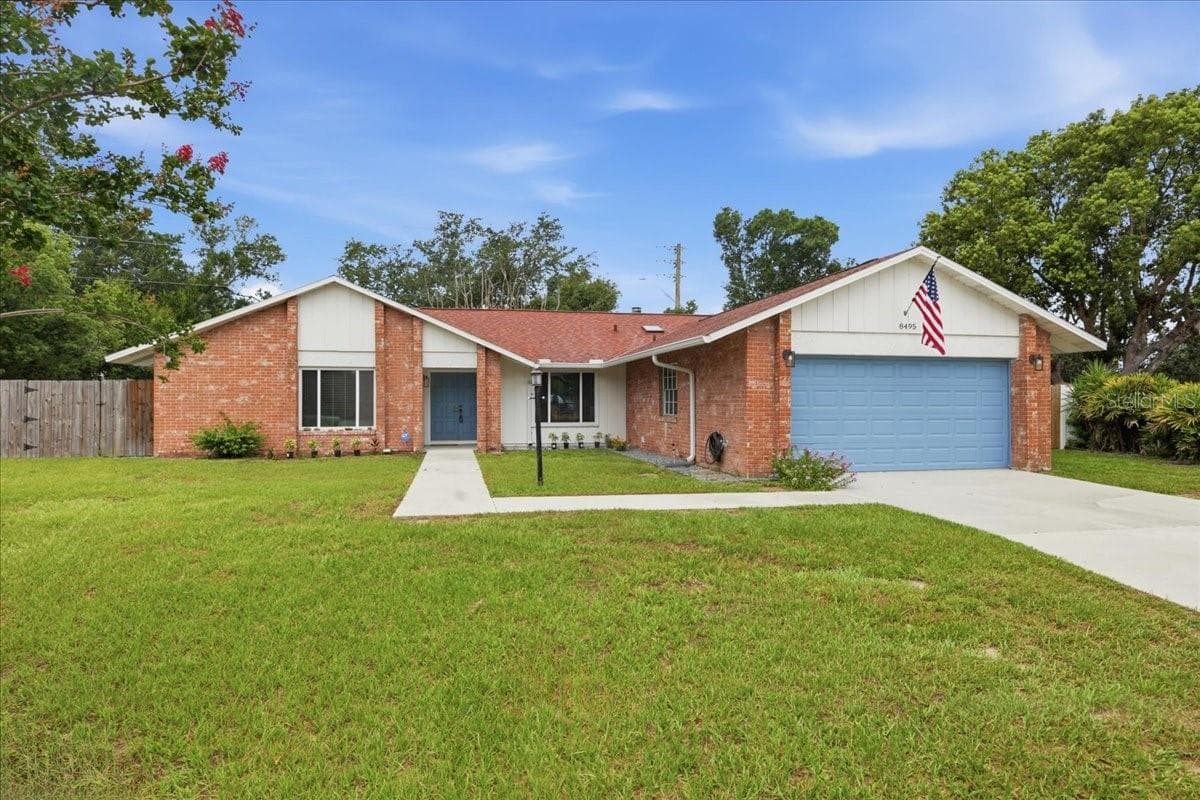 8495 CARAWAY CT