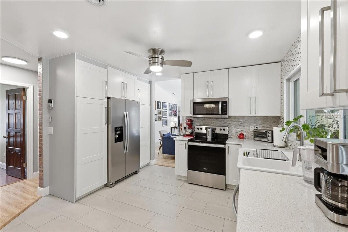 Single Family Residence at 8495 CARAWAY CT, ORLANDO, photo 11 of 27