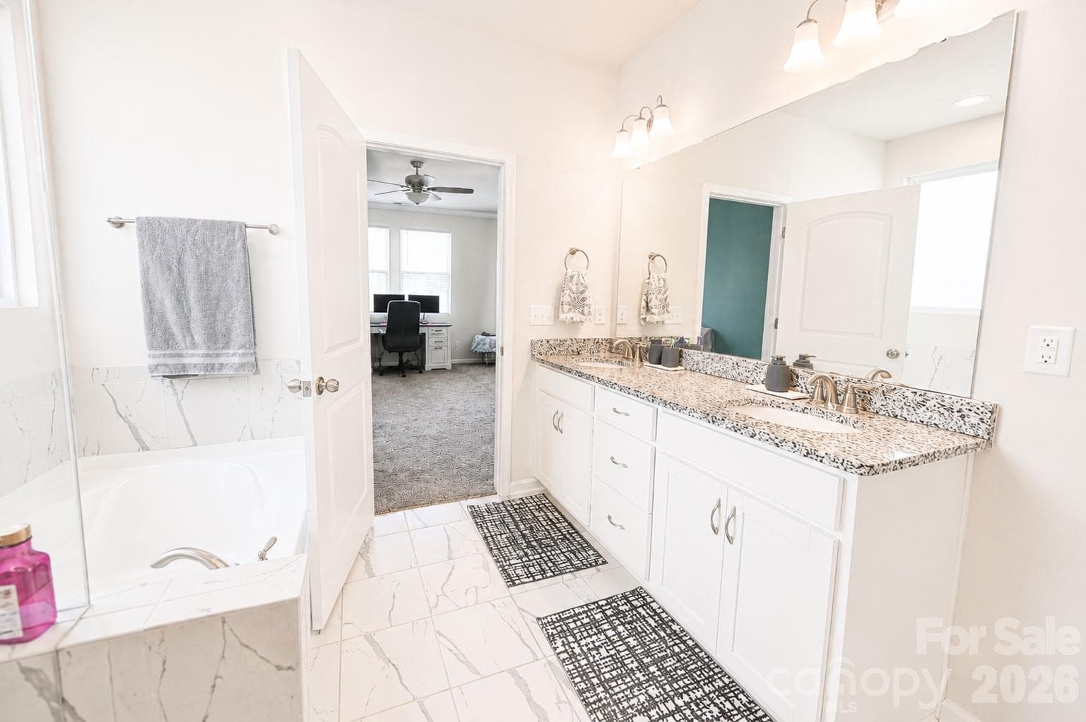 Single Family Residence at Charlotte, photo 8 of 35