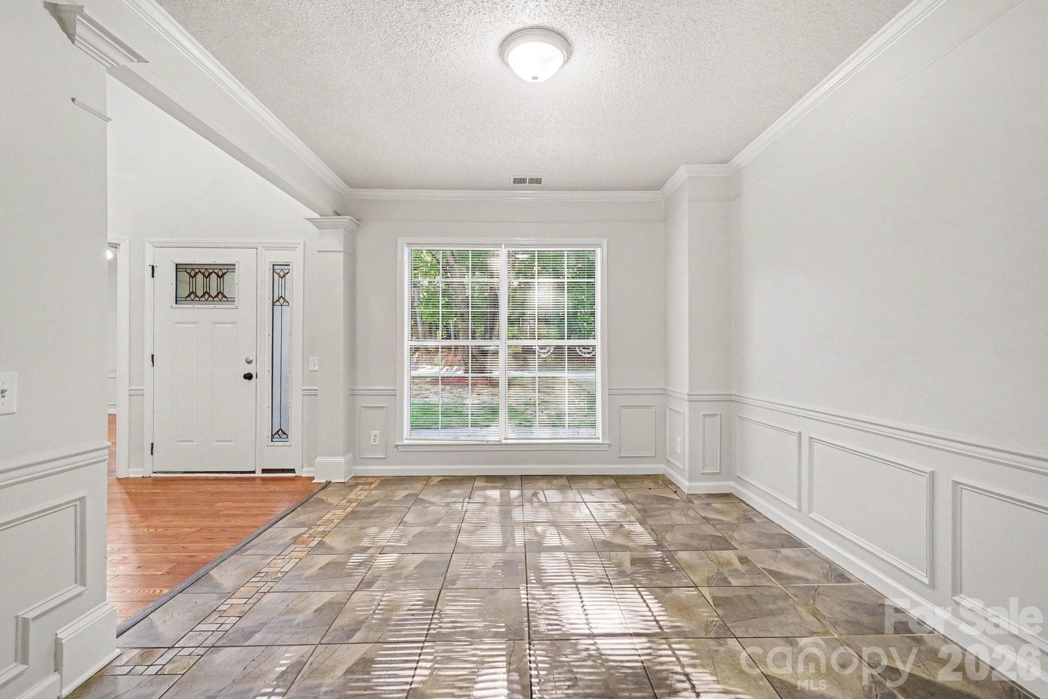 Single Family Residence at Huntersville, photo 4 of 31