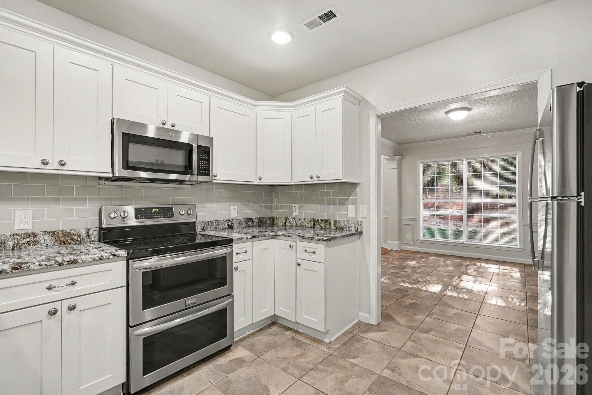 Single Family Residence at Huntersville, photo 6 of 31