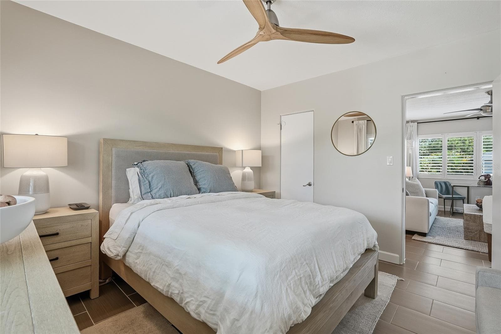Condominium at 410 12TH AVE NE #8, ST PETERSBURG, photo 9 of 25