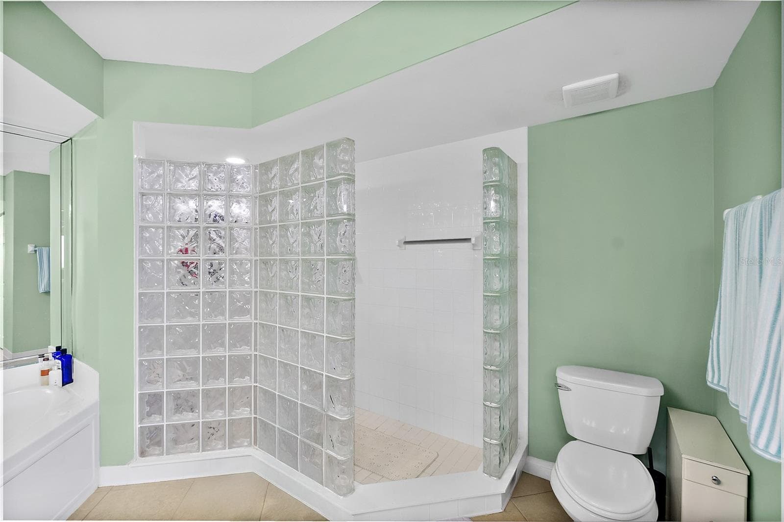 Condominium at 3315 S ATLANTIC AVE #1605, DAYTONA BEACH SHORES, photo 21 of 55
