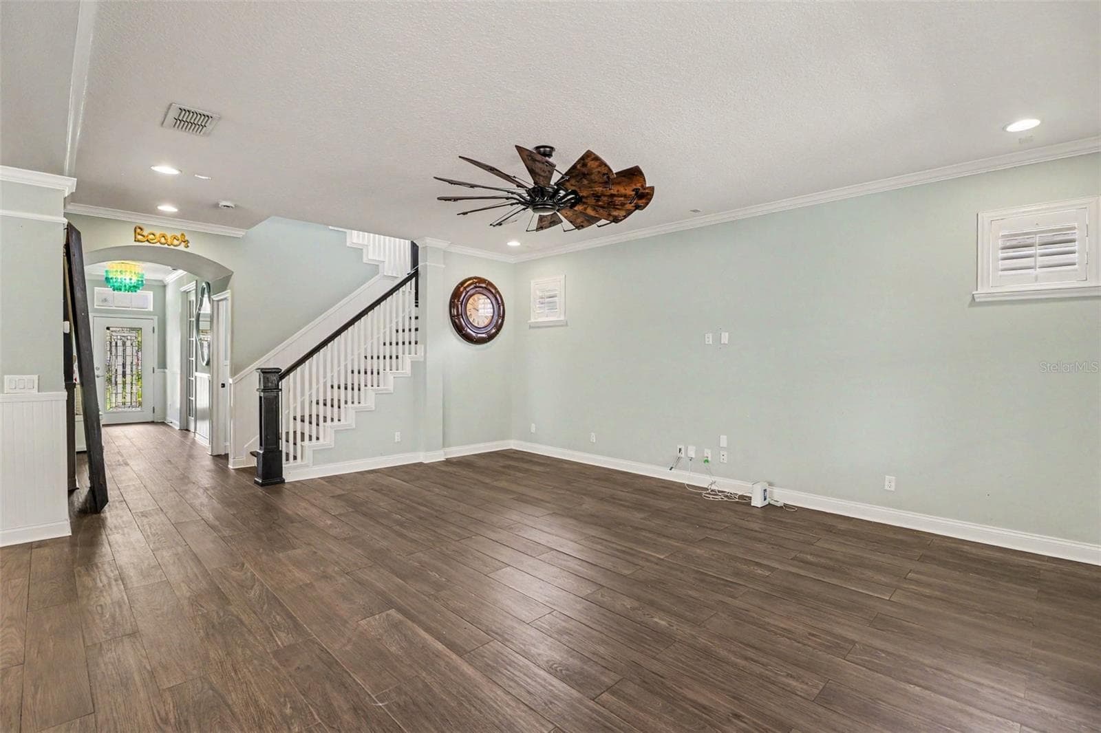 Living Room - 10651 LANGEFIELD ST, ORLANDO