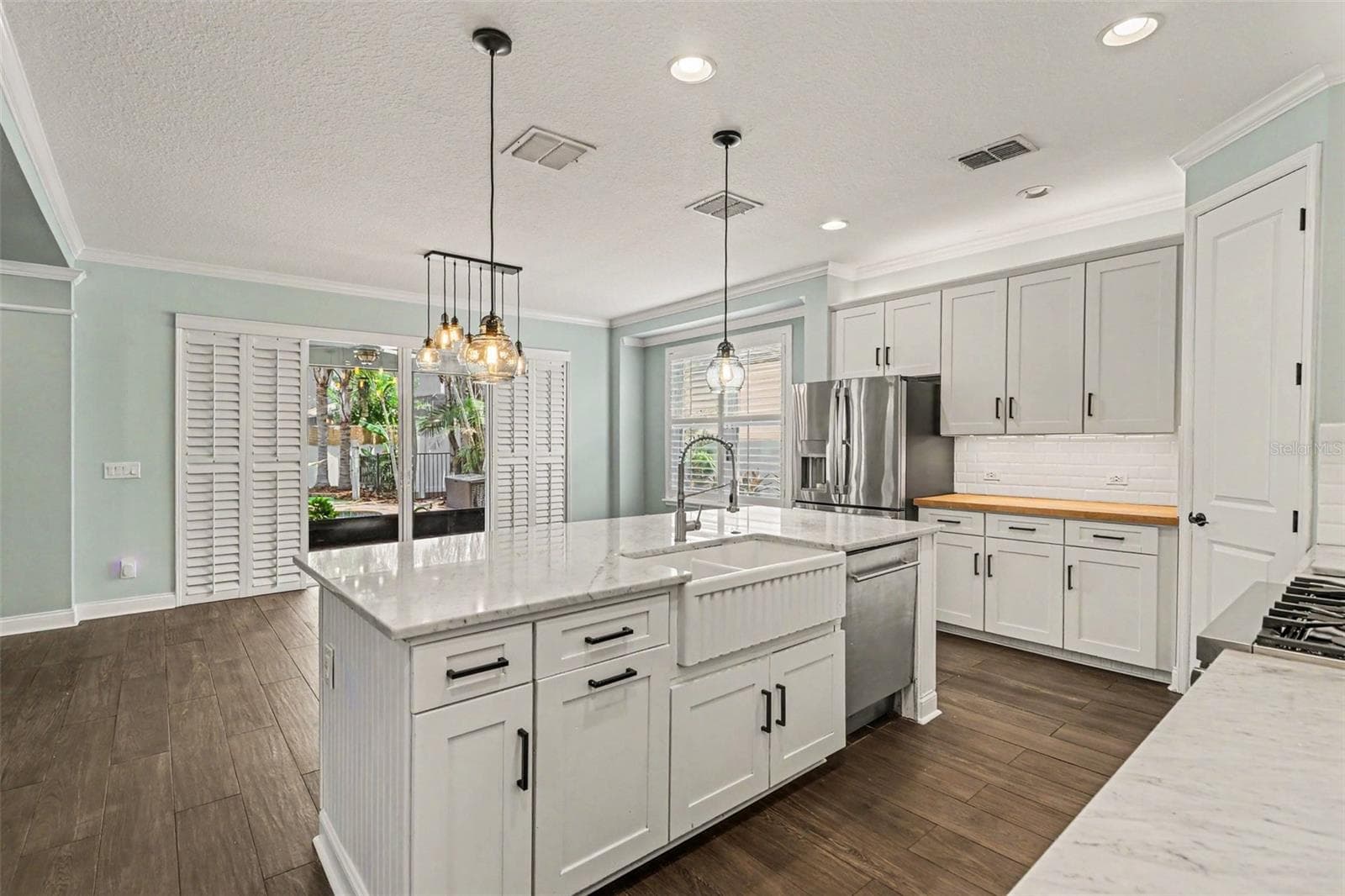 Kitchen - 10651 LANGEFIELD ST, ORLANDO