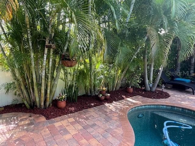Backyard In Full Bloom - 10651 LANGEFIELD ST, ORLANDO