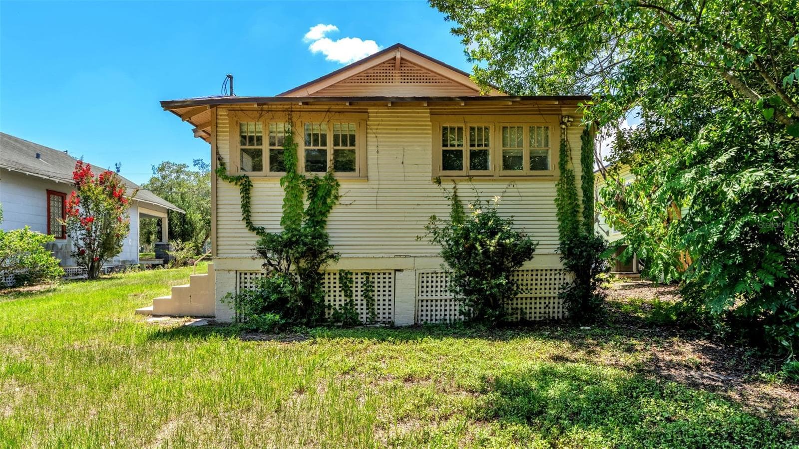 Single Family Residence at 506 S MCKAY AVE, LAKELAND, photo 19 of 23