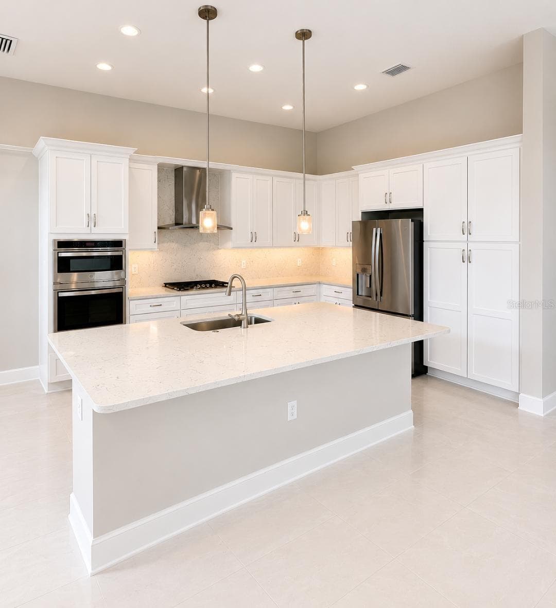 Kitchen - 32630 NEROLI ST, WESLEY CHAPEL
