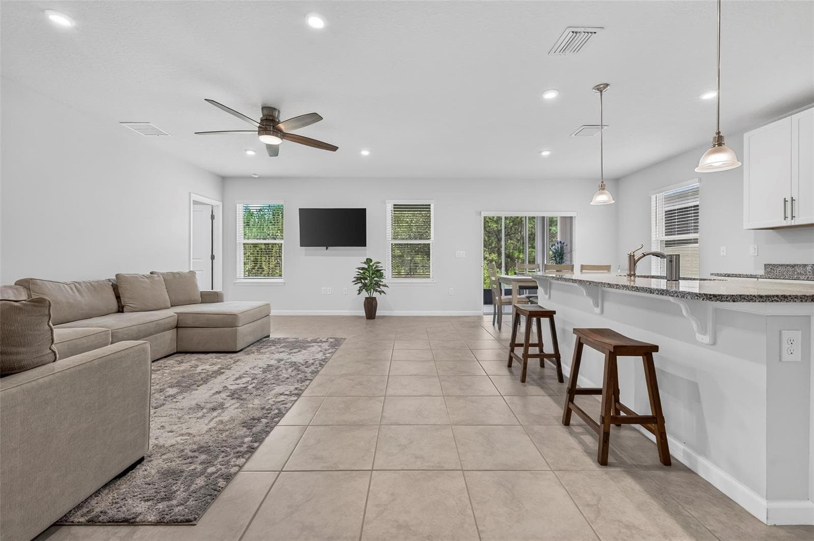Single Family Residence at 306 EAGLE HARBOR WAY, DAYTONA BEACH, photo 5 of 48