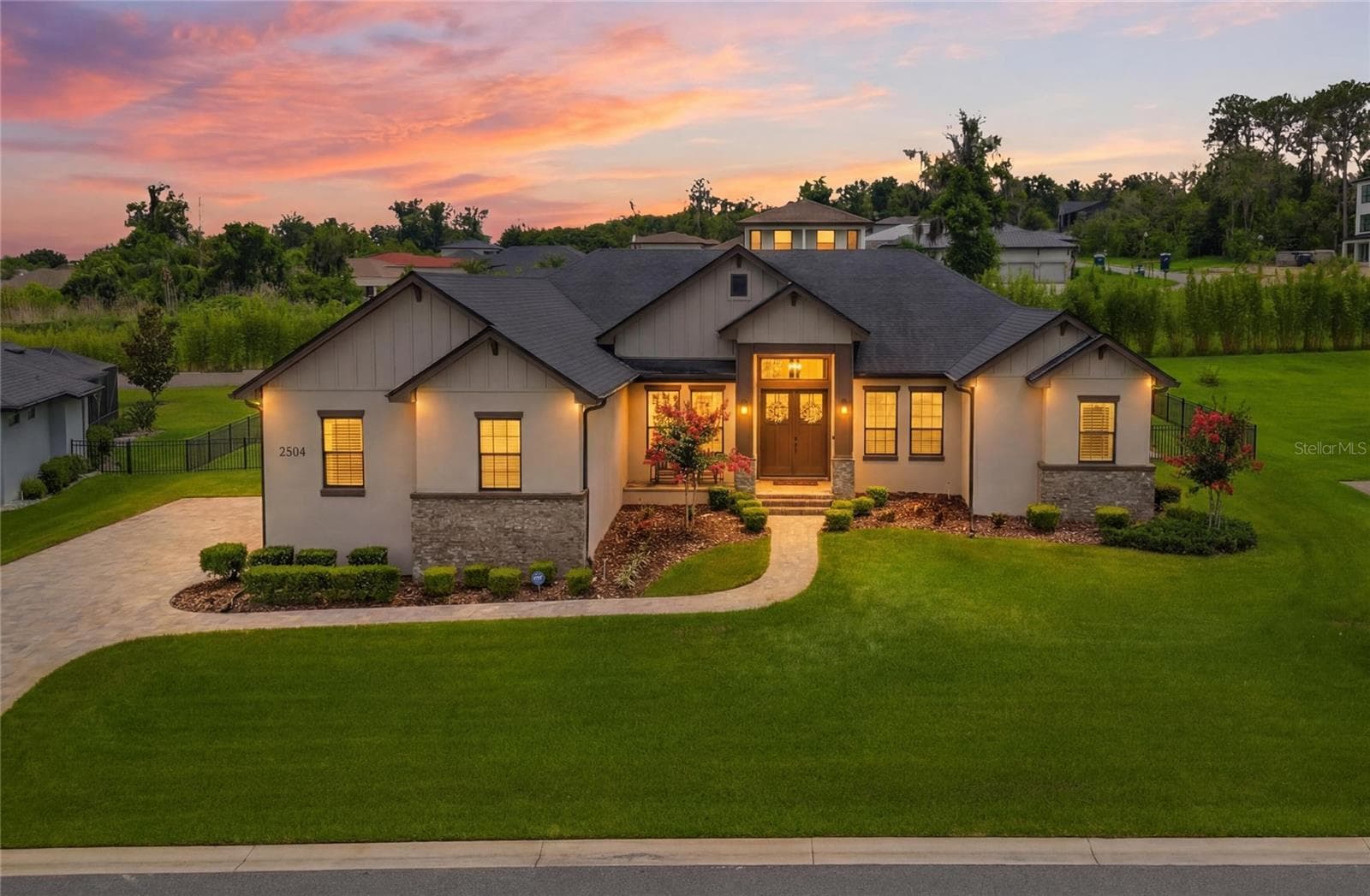 2564 DELPHI WOODS CIR
