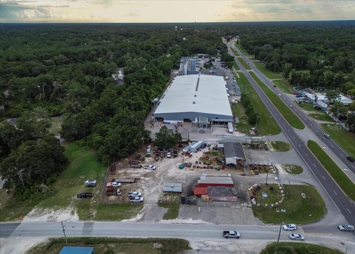 Business at 17962 NW US HIGHWAY 441, HIGH SPRINGS, photo 10 of 18