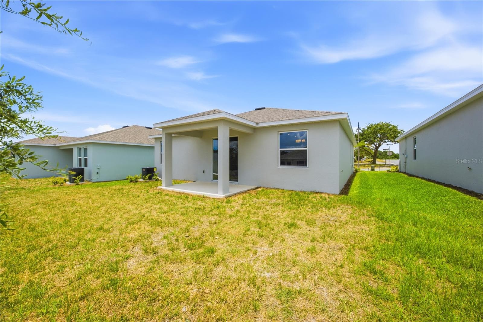 Single Family Residence at 6205 SANDERS GROVE CIR, OKAHUMPKA, photo 26 of 38