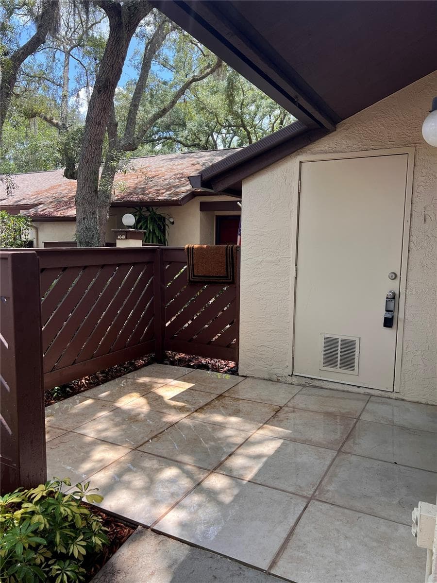 Front area/storage closet - 4044 CORKWOOD CT, PALM HARBOR