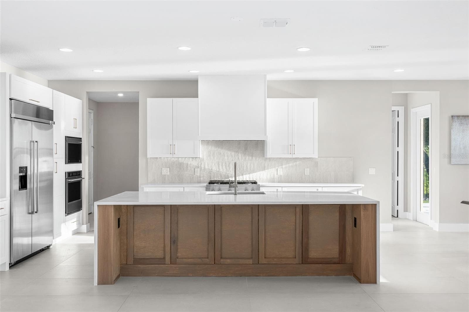Single Family Residence at 1144 HULL ISLAND DR, WINTER GARDEN, photo 17 of 64