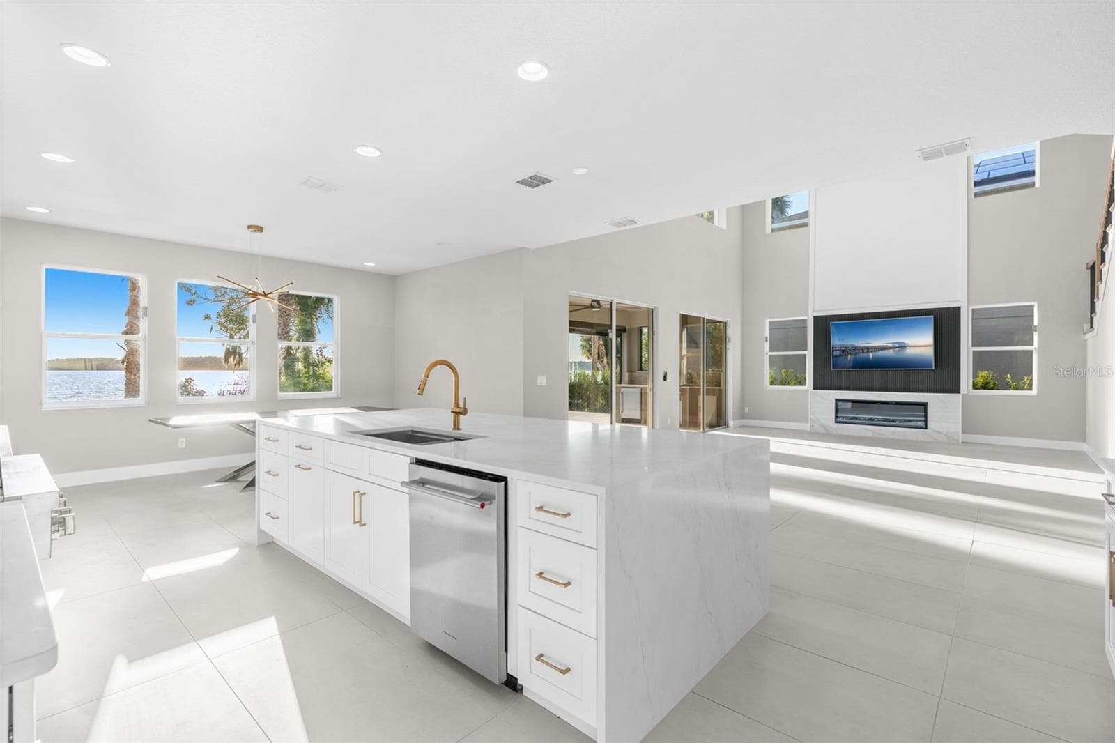 Single Family Residence at 1144 HULL ISLAND DR, WINTER GARDEN, photo 25 of 64