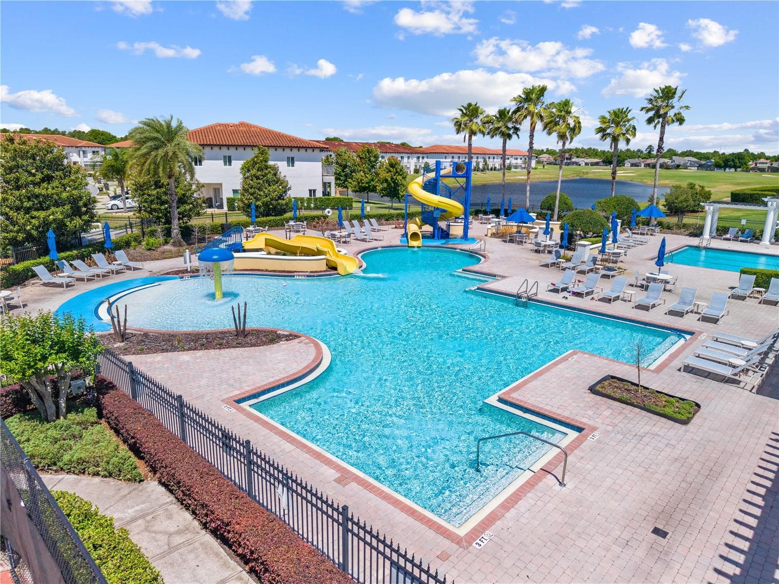 Community Pool - 2557 HERITAGE GREEN AVE, DAVENPORT