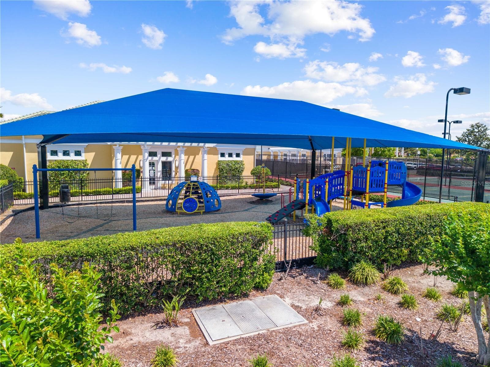 Playground - 2557 HERITAGE GREEN AVE, DAVENPORT