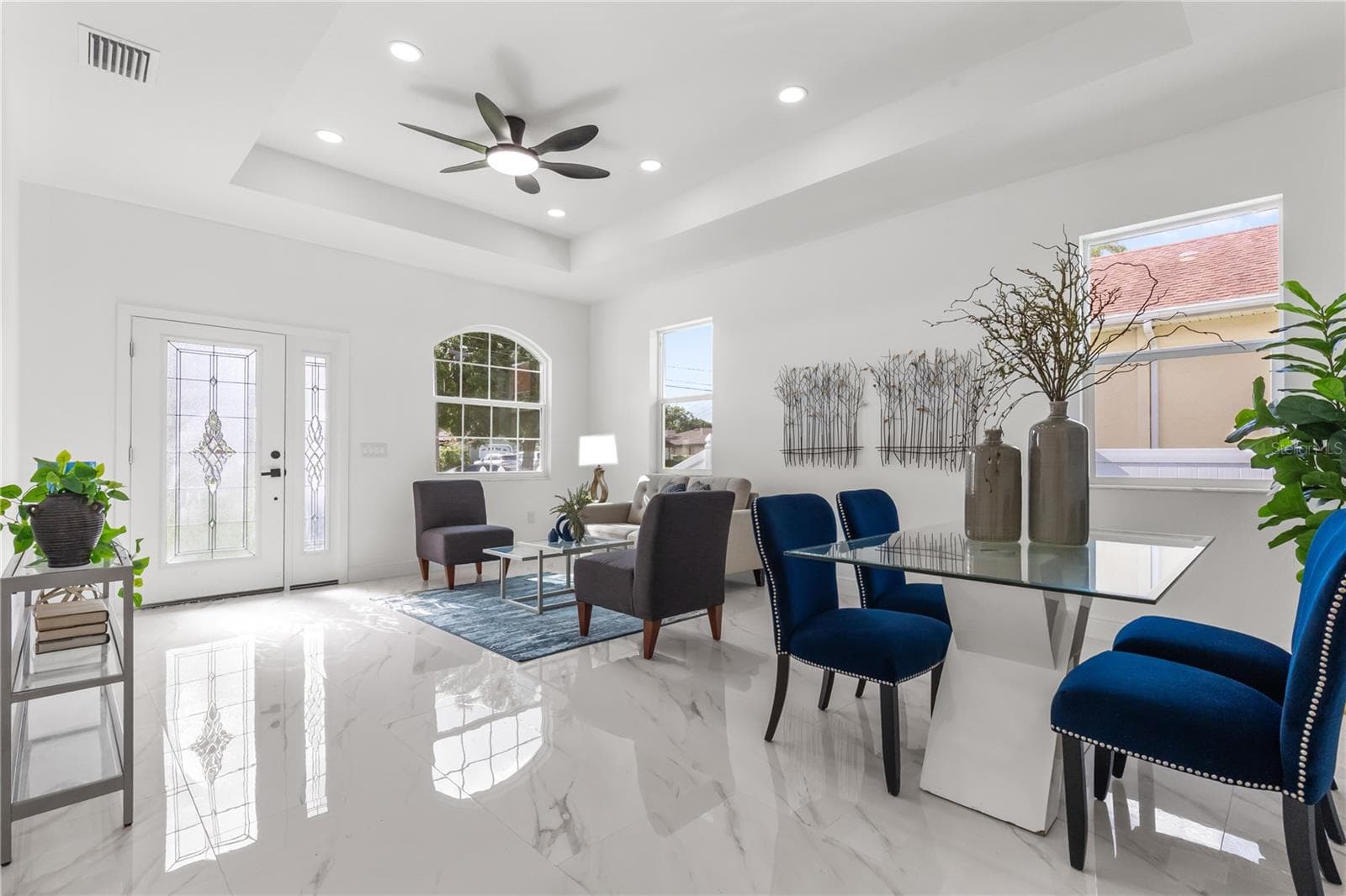 Single Family Residence at 8314 N PADDOCK AVE, TAMPA, photo 3 of 41