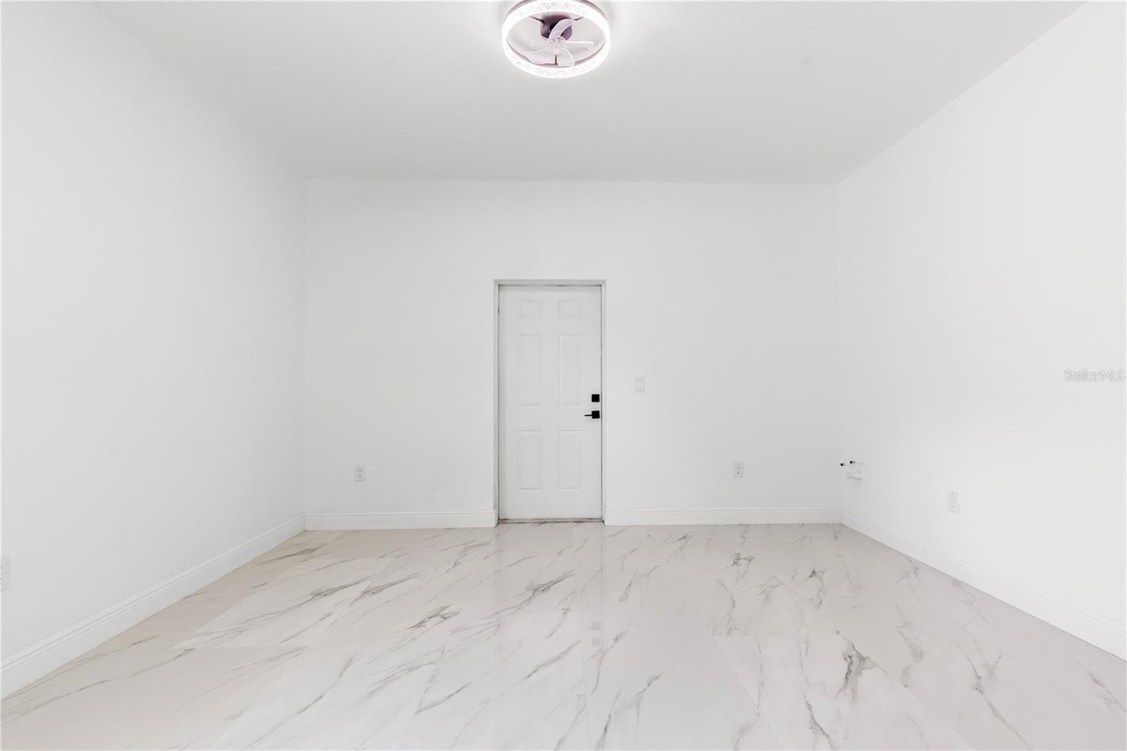 Single Family Residence at 8314 N PADDOCK AVE, TAMPA, photo 24 of 41
