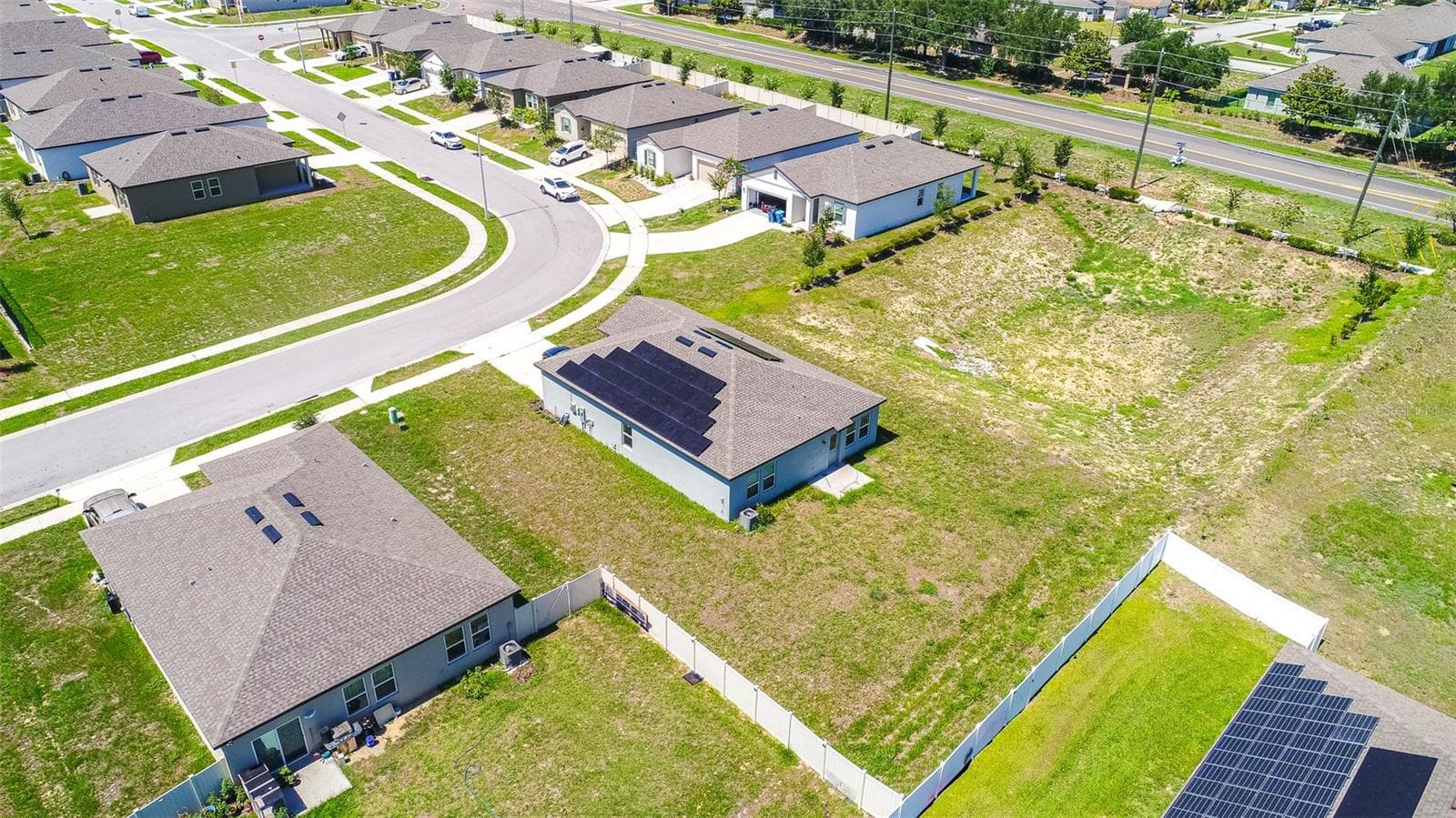 Single Family Residence at 436 HENNEPIN LOOP, LAKE WALES, photo 21 of 27