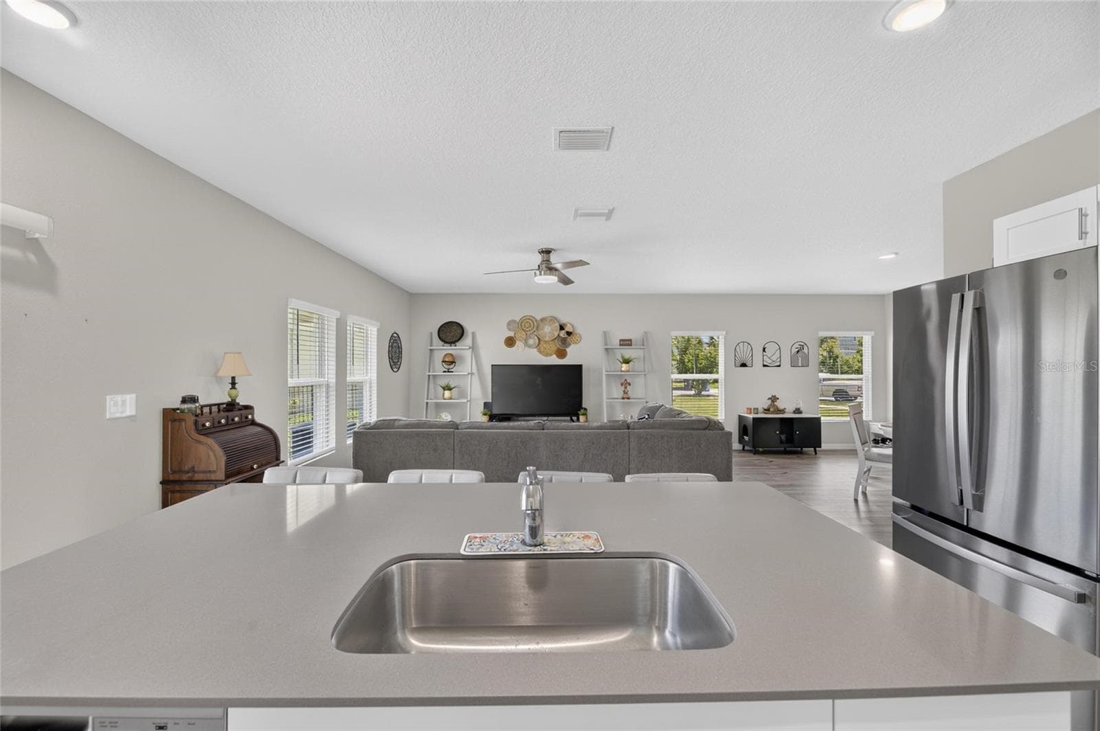 Single Family Residence at 5495 SUMMER SUNSET DR, APOLLO BEACH, photo 17 of 68