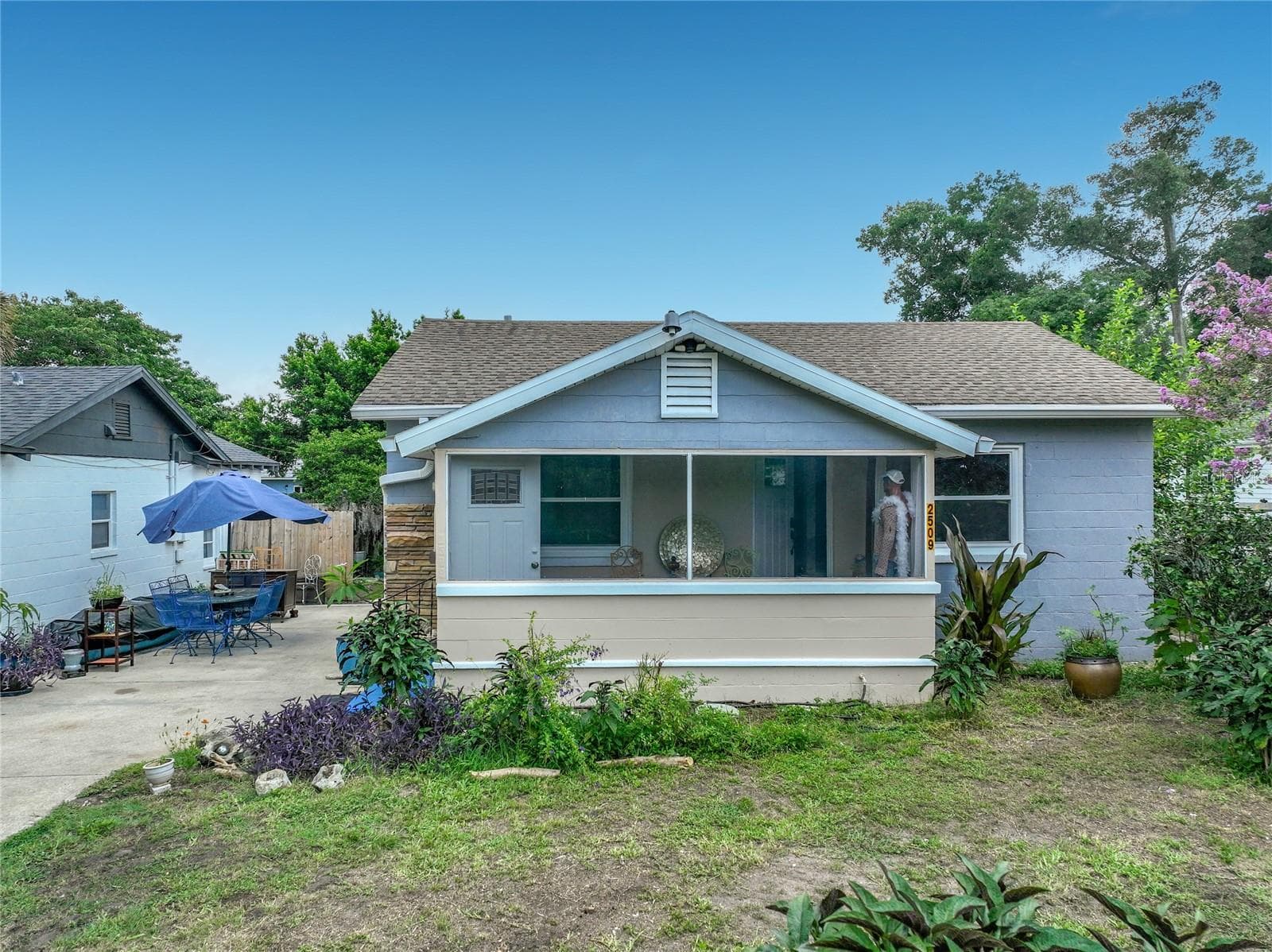 Single Family Residence at 2509 SHANNON RD, ORLANDO, photo 2 of 45