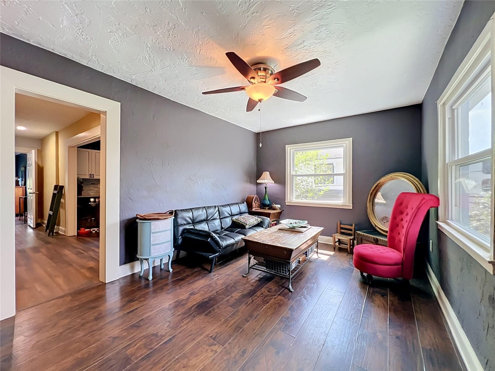 Living room area - 2509 SHANNON RD, ORLANDO