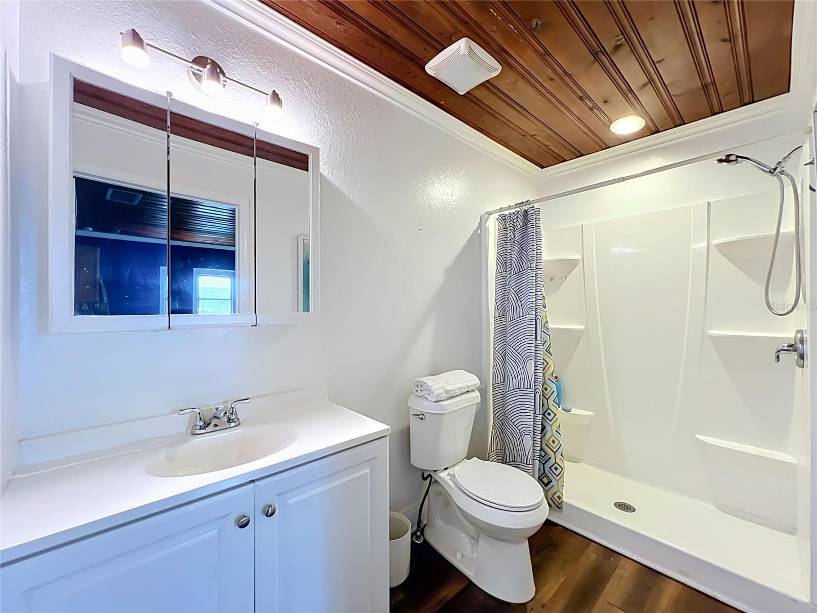 Primary Bathroom - 2509 SHANNON RD, ORLANDO