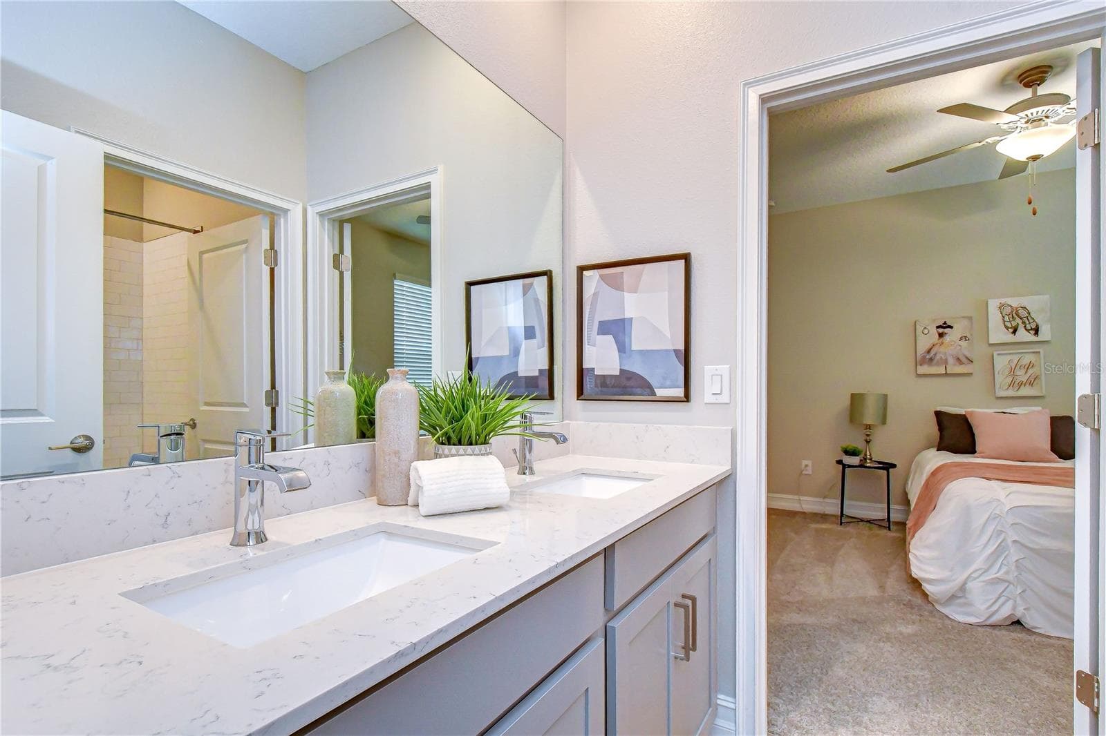 Single Family Residence at 21534 VIOLET PERIWINKLE DR, LAND O LAKES, photo 22 of 28