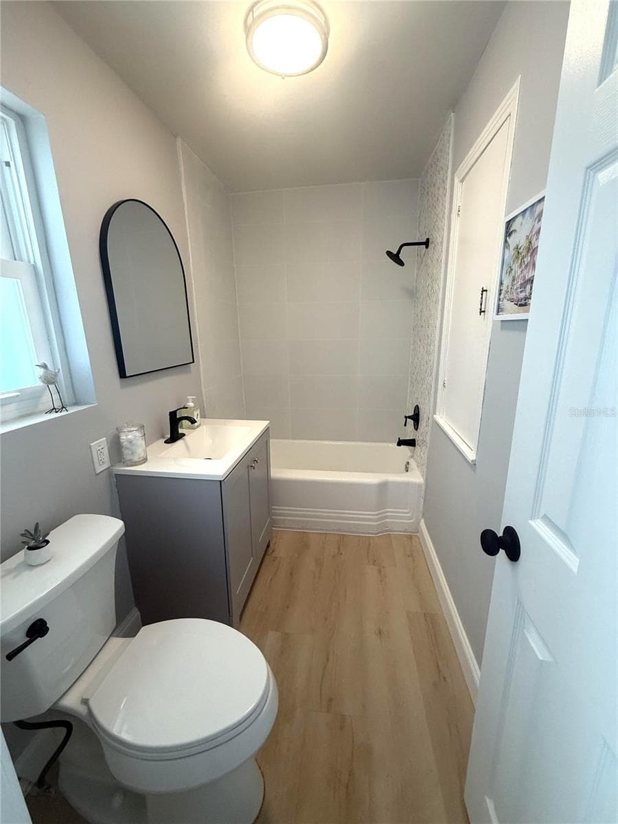 Downstairs Common Bathroom - 13290 3RD ST E, MADEIRA BEACH