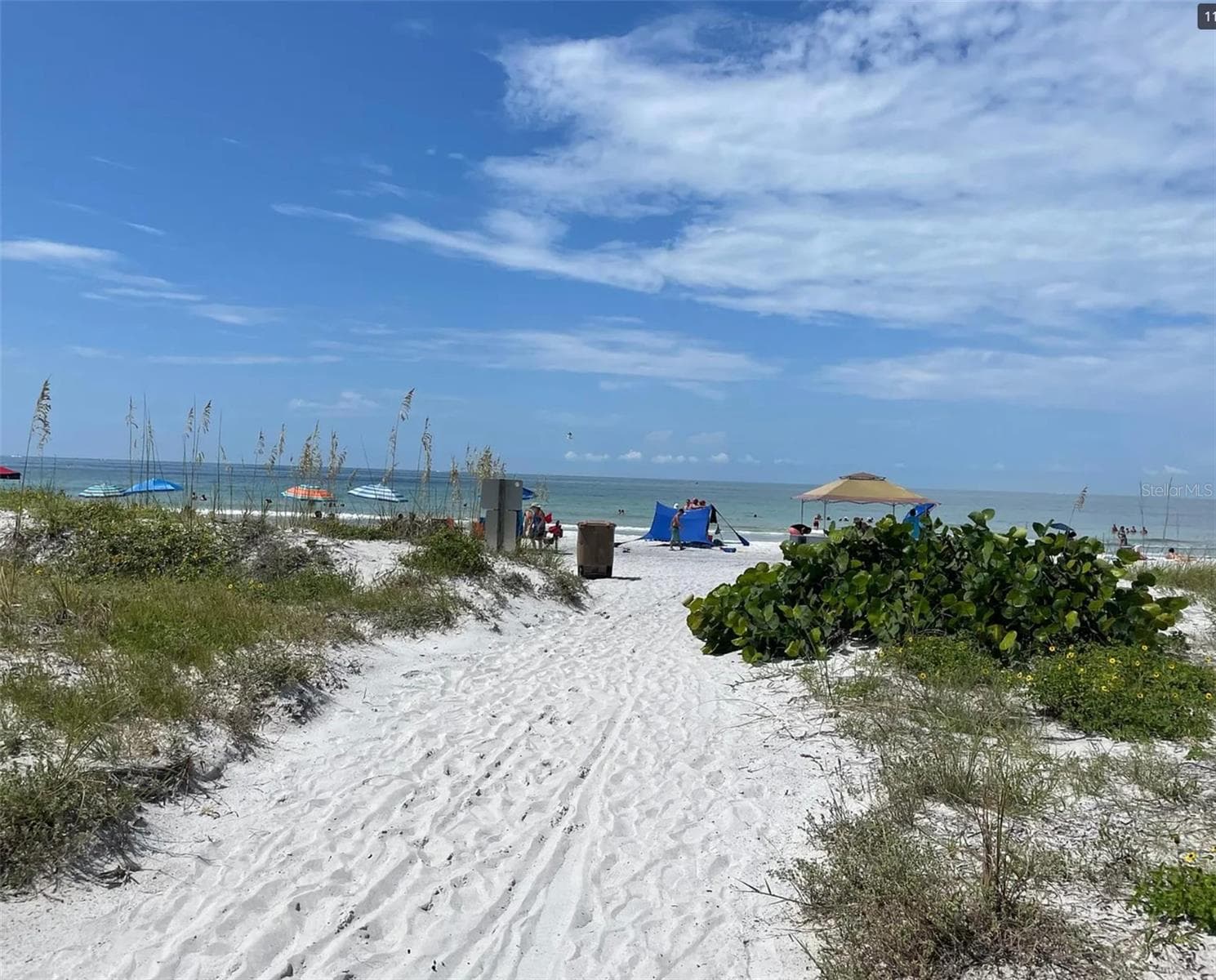 Beach Access 3 Blocks Away - 13290 3RD ST E, MADEIRA BEACH