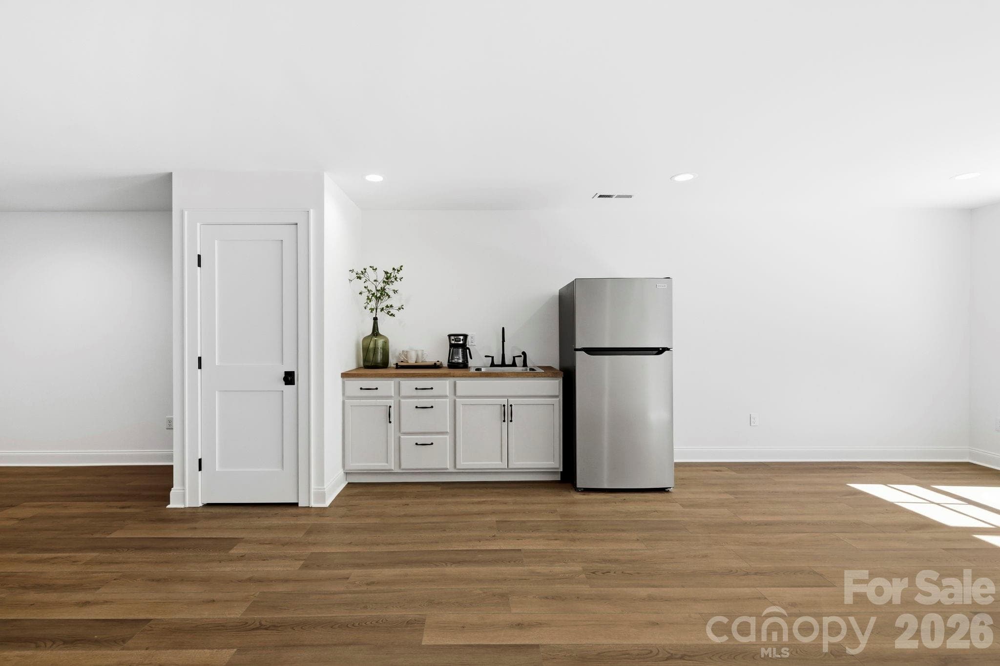 Kitchenette - 316 Big Raven Lane, Saluda