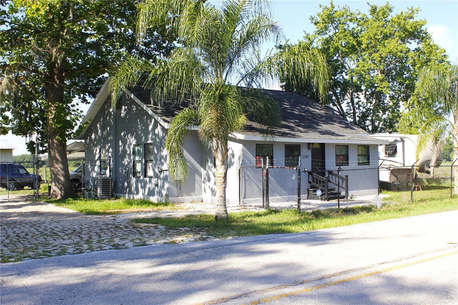 Single Family Residence at 2207 SPARKMAN RD, PLANT CITY, photo 2 of 30