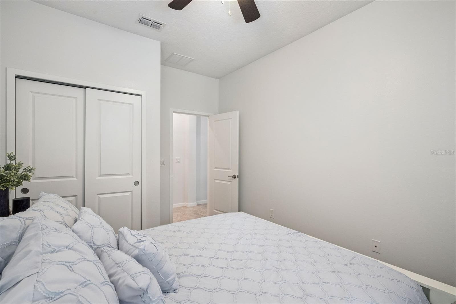 Downstairs Bedroom - 1235 DORA PARC LN, MOUNT DORA